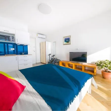 Summer Blue/2020/bikes4free Apartamento
